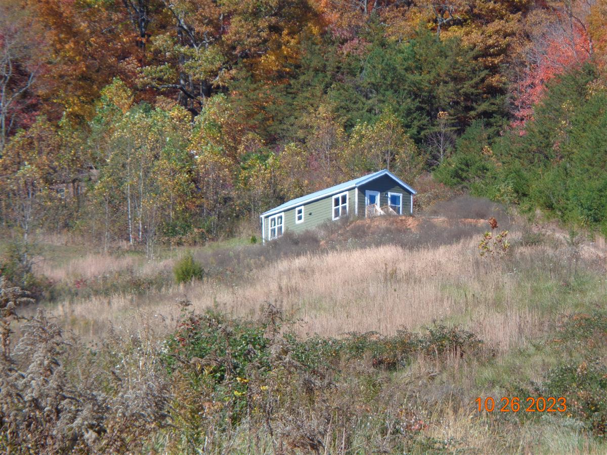 A picture of the property located at 42 FOREST VALLEY RD, CANDLER NC 28715.