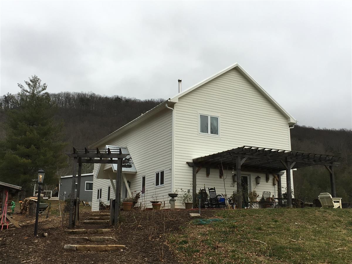 A picture of the property located at 85 BALLARD COVE RD, CANDLER NC 28715.