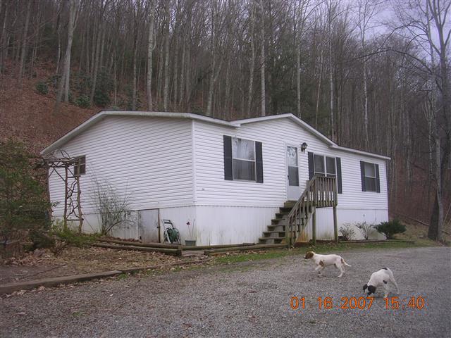 A picture of the property located at 94 LONG RIDGE RD, CANDLER NC 28715.