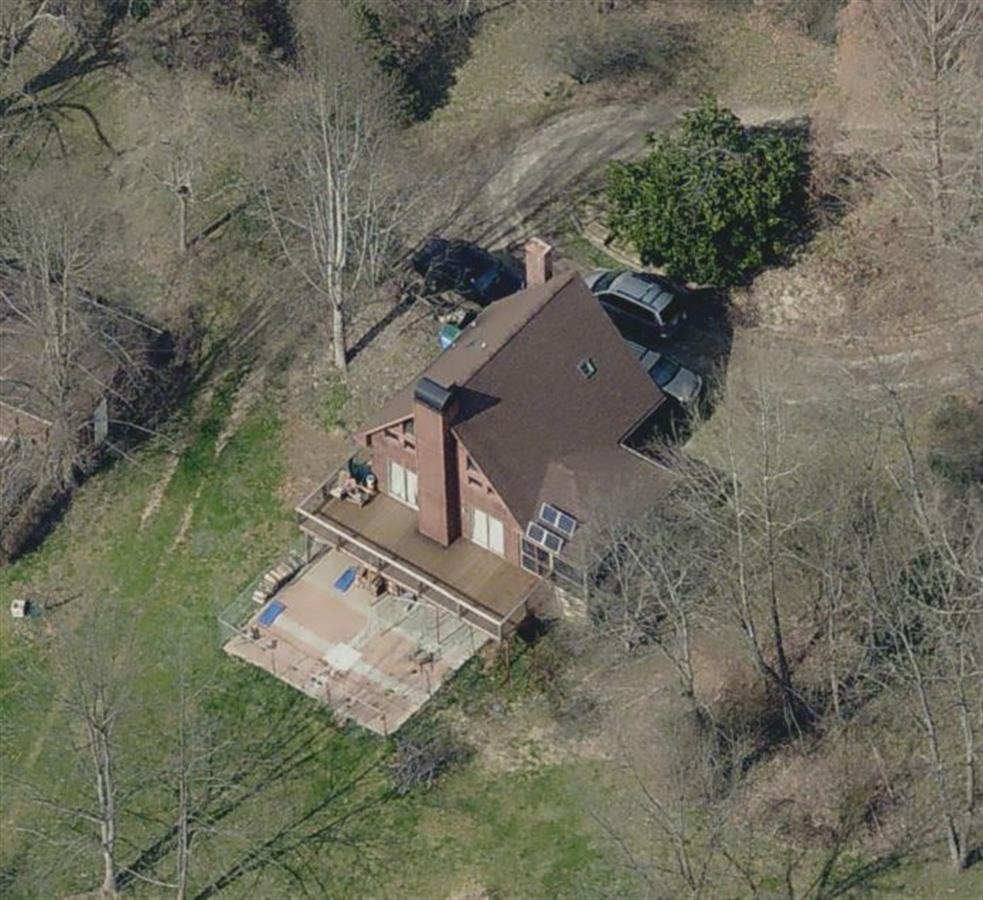 A picture of the property located at 11 RABBIT HOLLOW DR, CANDLER NC 28715.