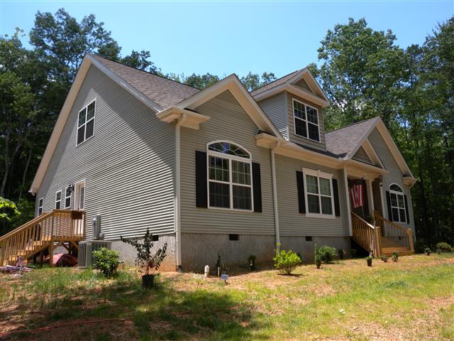 A picture of the property located at 67 C K LN, CANDLER NC 28715.