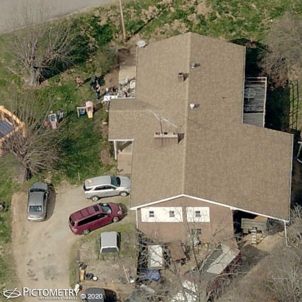 A picture of the property located at 7 SHOOTING STAR LN, CANDLER NC 28715.