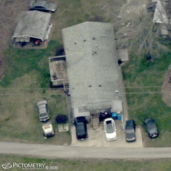 A picture of the property located at 10 BLACK WALNUT LN, CANDLER NC 28715.