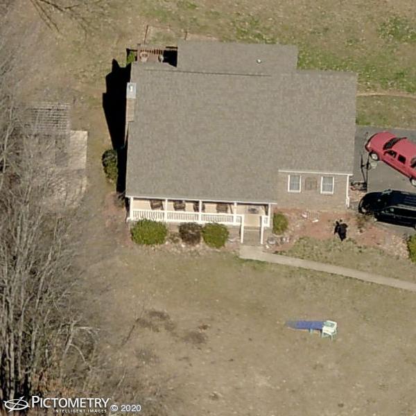 A picture of the property located at 105 MORGAN BRANCH EST, CANDLER NC 28715.