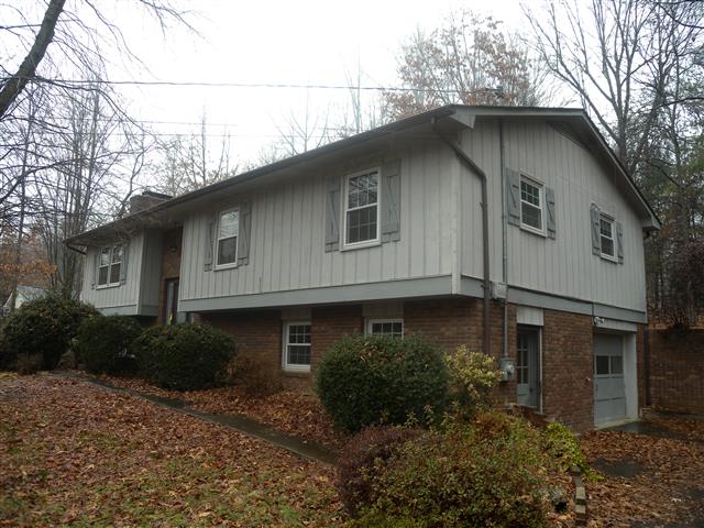 A picture of the property located at 22 FRIENDSHIP LN, CANDLER NC 28715.
