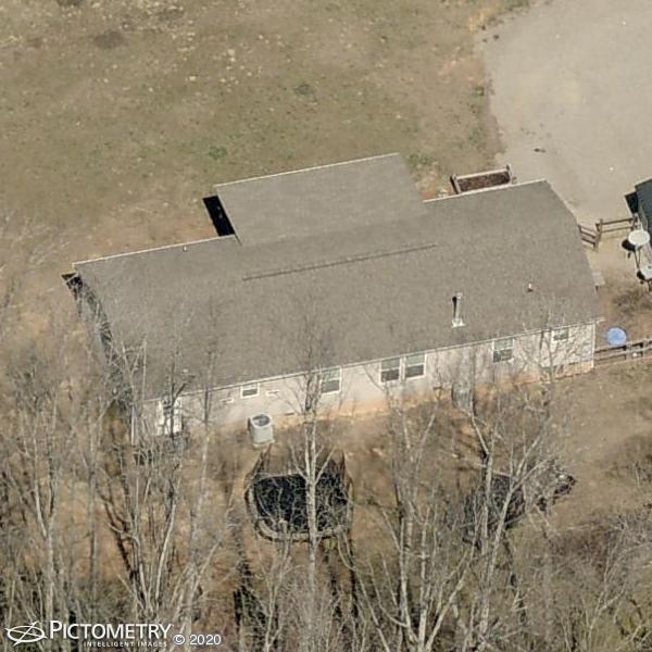 A picture of the property located at 37 BACHELDER LN, CANDLER NC 28715.