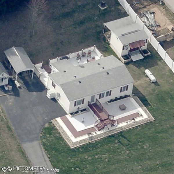 A picture of the property located at 11 JONQUIL LN, CANDLER NC 28715.