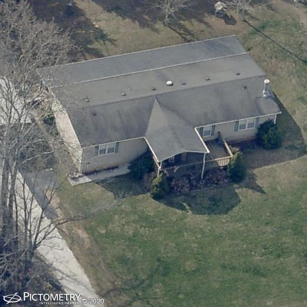 A picture of the property located at 3 JONQUIL LN, CANDLER NC 28715.