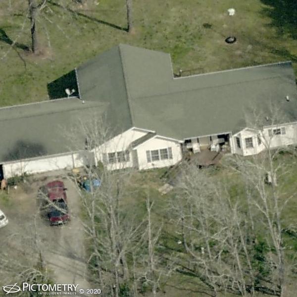 A picture of the property located at 4 JONQUIL LN, CANDLER NC 28715.