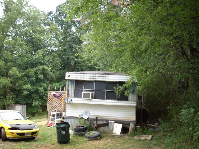 A picture of the property located at 114 ALOHA CIRCLE EXT, CANDLER NC 28715.