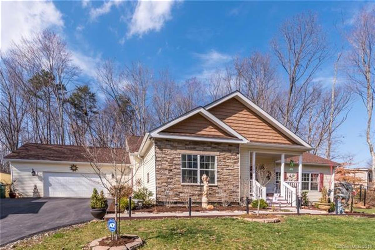 A picture of the property located at 18 SPRING ST, CANDLER NC 28715.