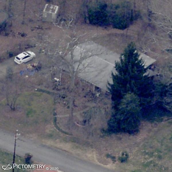 A picture of the property located at 10 HEATHERLY DR, CANDLER NC 28715.