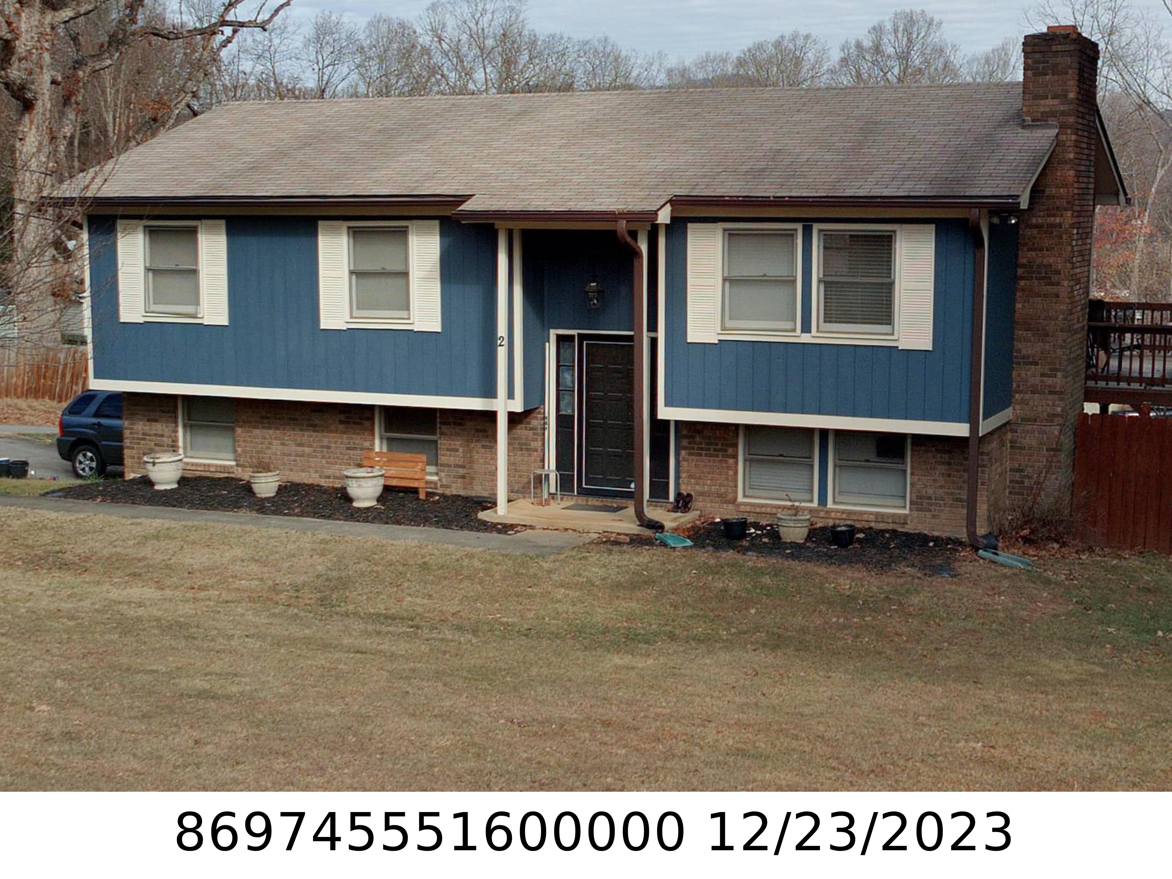 A picture of the property located at 2 GREENBRIAR LN, CANDLER NC 28715.