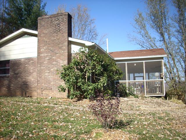 A picture of the property located at 55 CANDLER HEIGHTS RD, CANDLER NC 28715.