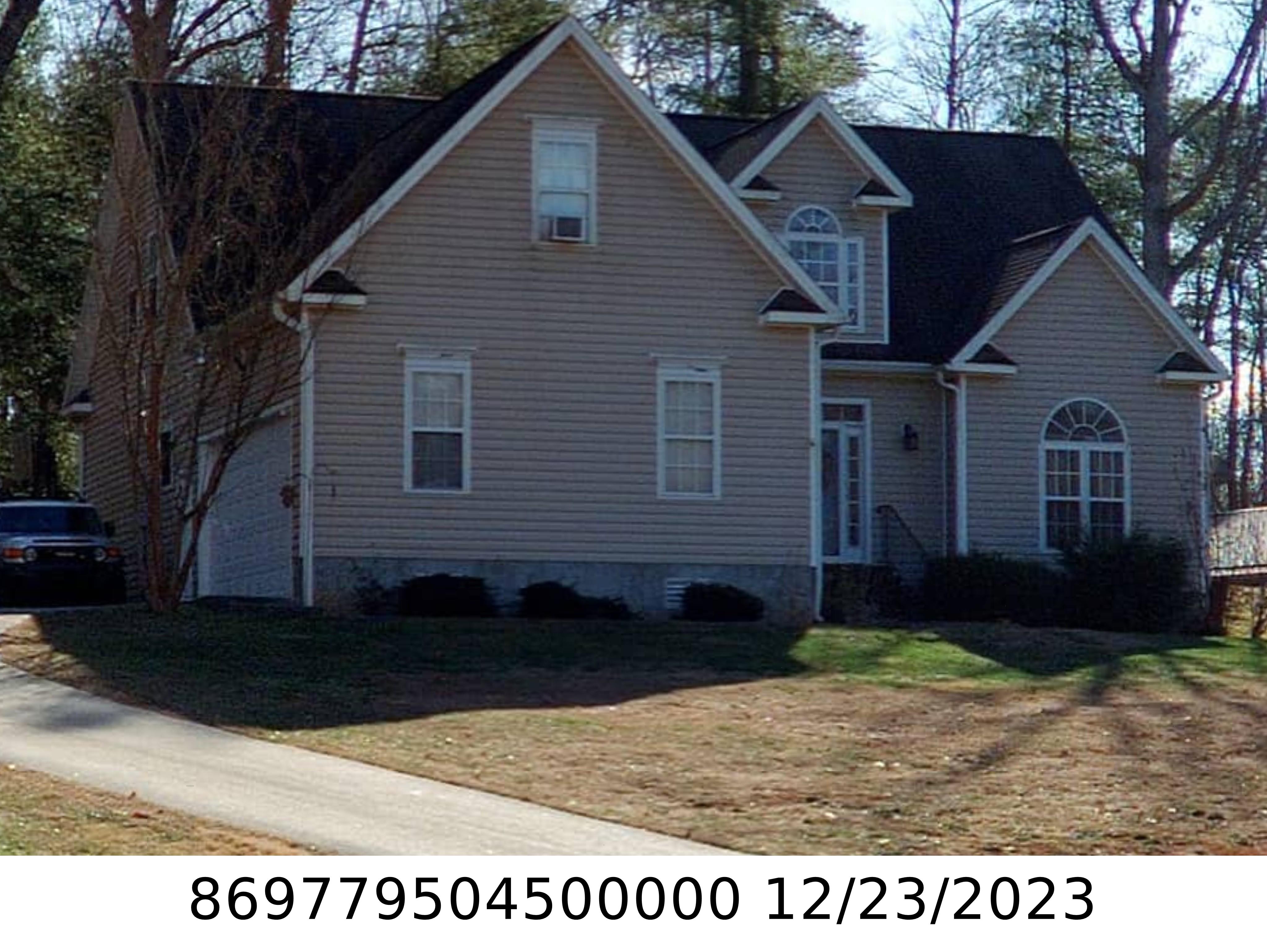 A picture of the property located at 24 LOCKES LN, CANDLER NC 28715.