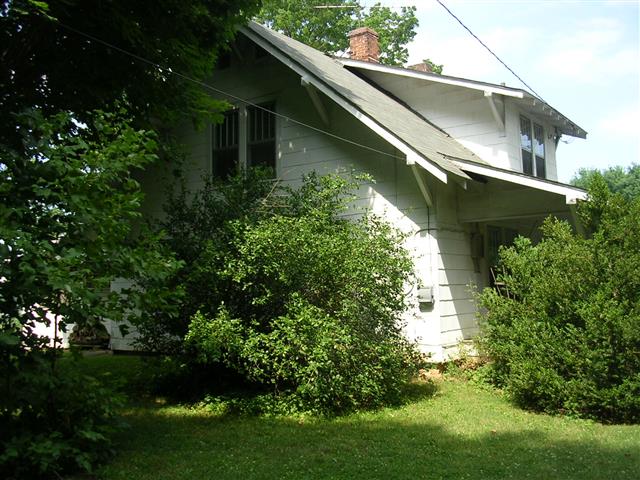 A picture of the property located at 12 NANNIE LN, CANDLER NC 28715.