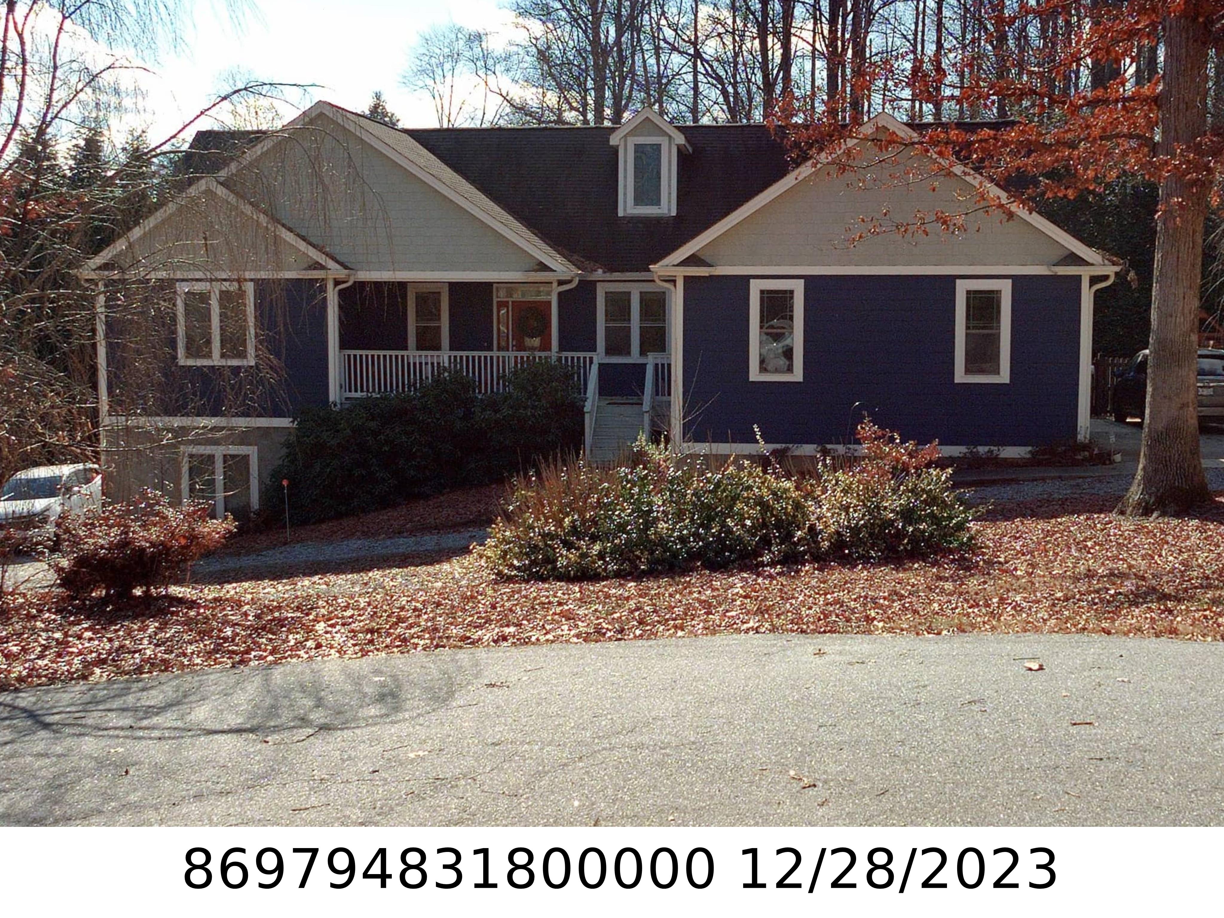 A picture of the property located at 110 YARROW LN, CANDLER NC 28715.