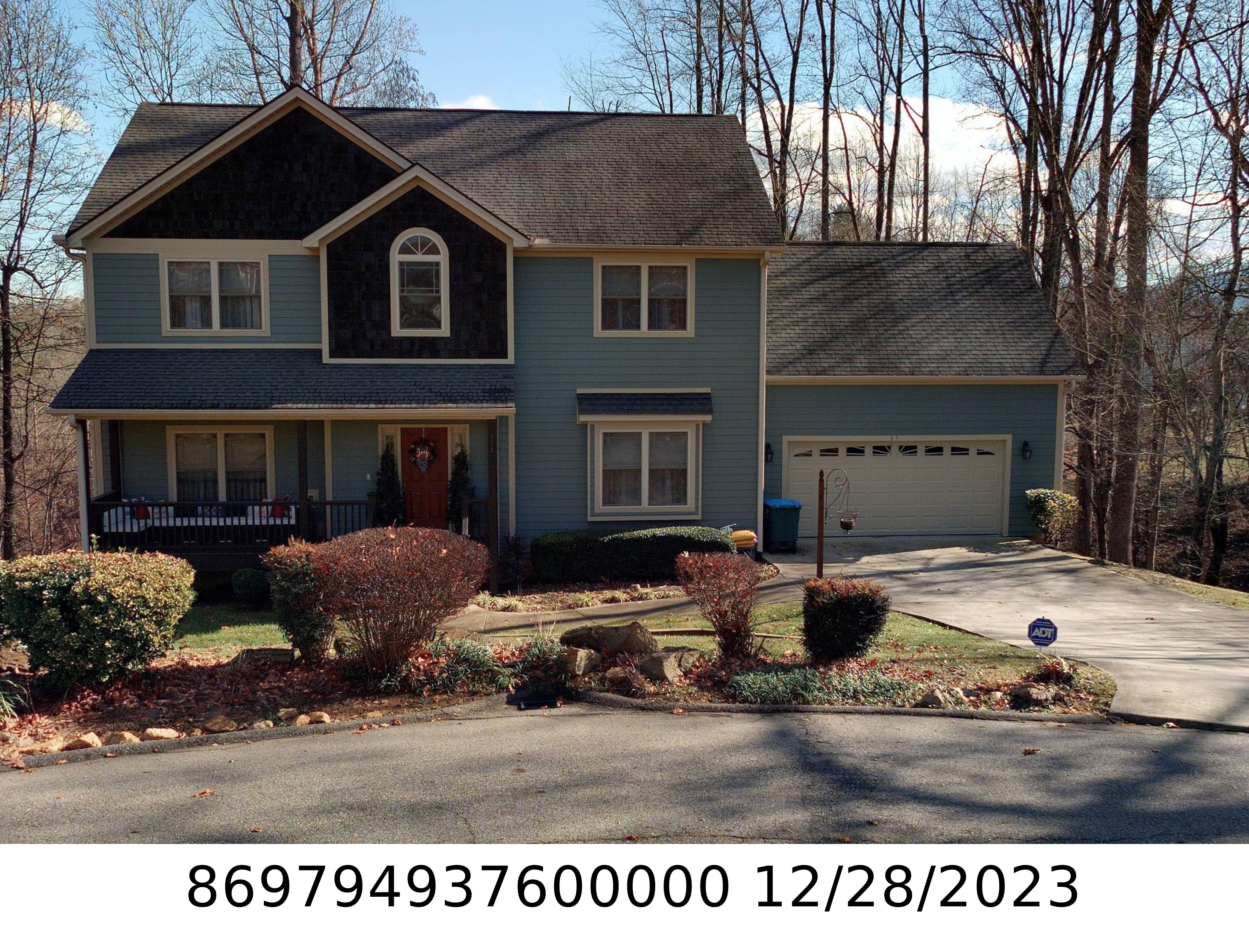 A picture of the property located at 112 YARROW LN, CANDLER NC 28715.