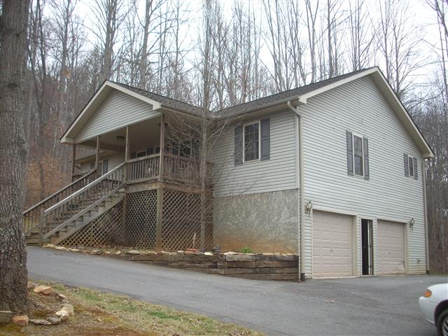 A picture of the property located at 37 LEATHERWOOD DR, CANDLER NC 28715.