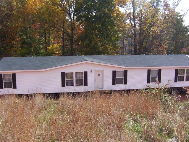 A picture of the property located at 9 CLARK MEADOW LN, CANDLER NC 28715.