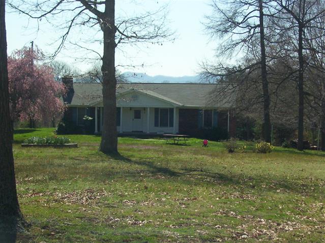 A picture of the property located at 5 AUGUST LN UNINCORPORATED.