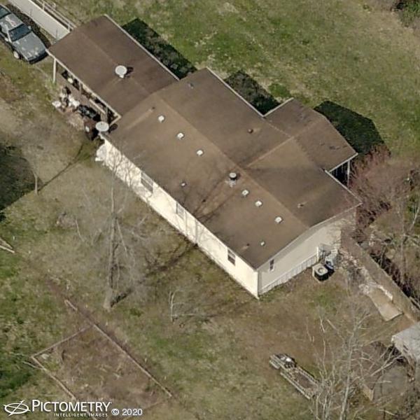 A picture of the property located at 109 PARADISE COURT LN, CANDLER NC 28715.