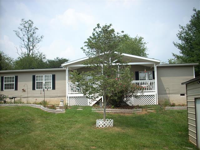 A picture of the property located at 116 PARADISE COURT LN, CANDLER NC 28715.