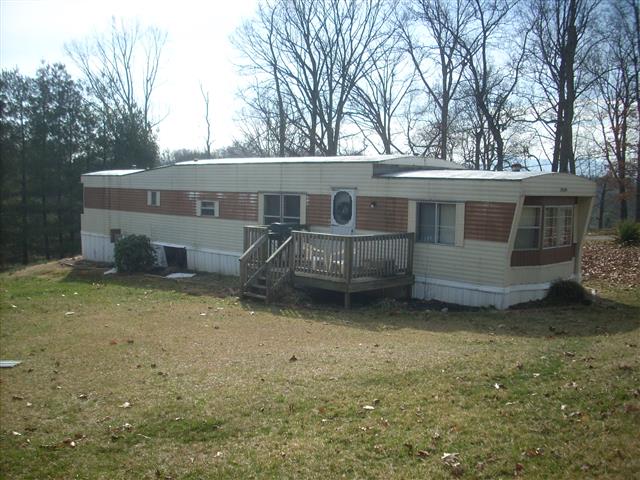 A picture of the property located at 13 GREENE VIEW RD, CANDLER NC 28715.