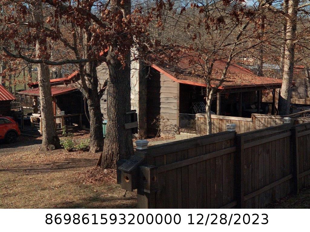 A picture of the property located at 7 BRENDA DR, CANDLER NC 28715.