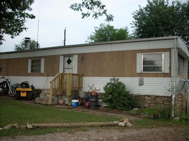 A picture of the property located at 15 PARADISE RIDGE RD, CANDLER NC 28715.