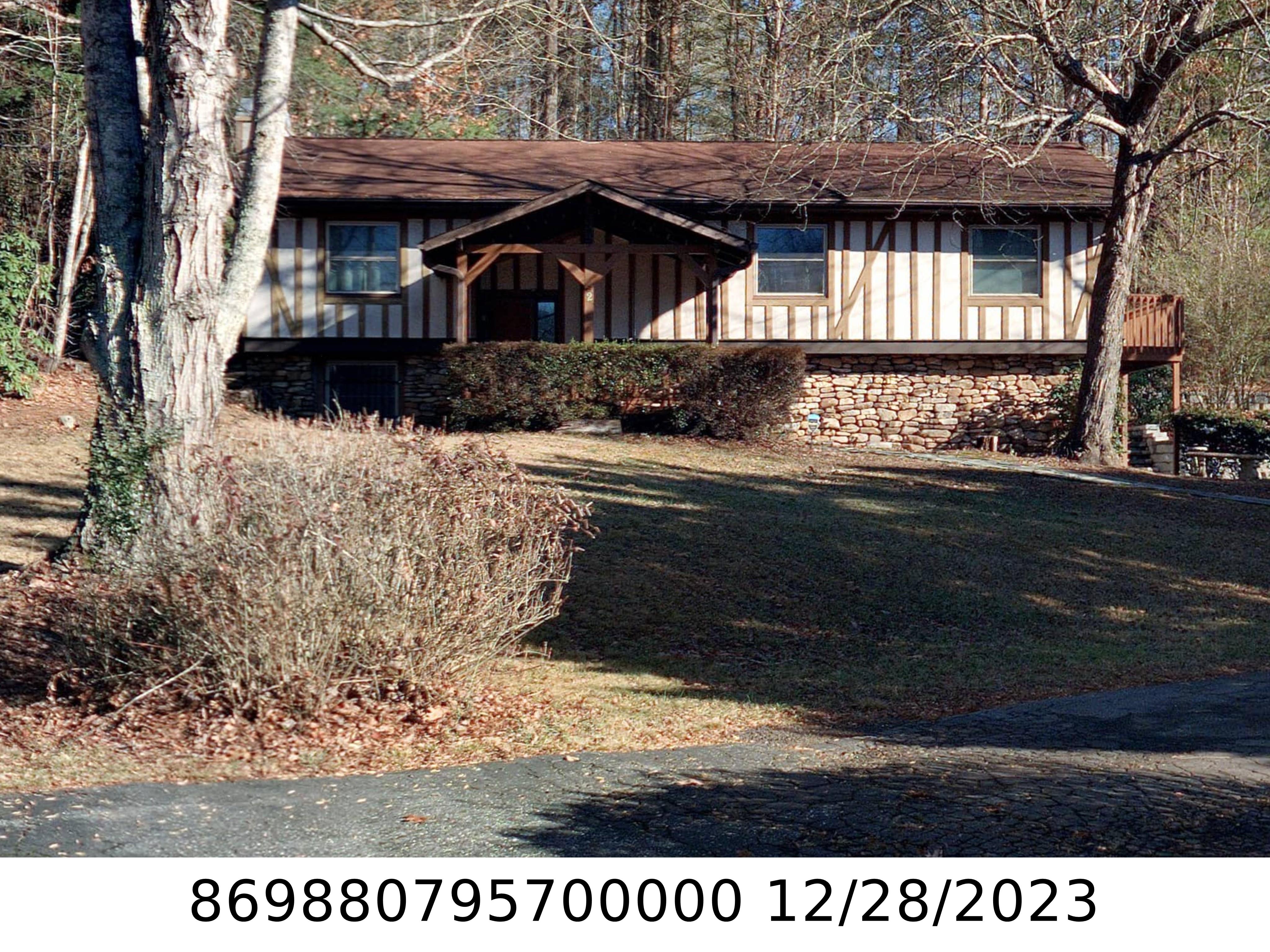 A picture of the property located at 2 TIMOTHY LN, CANDLER NC 28715.