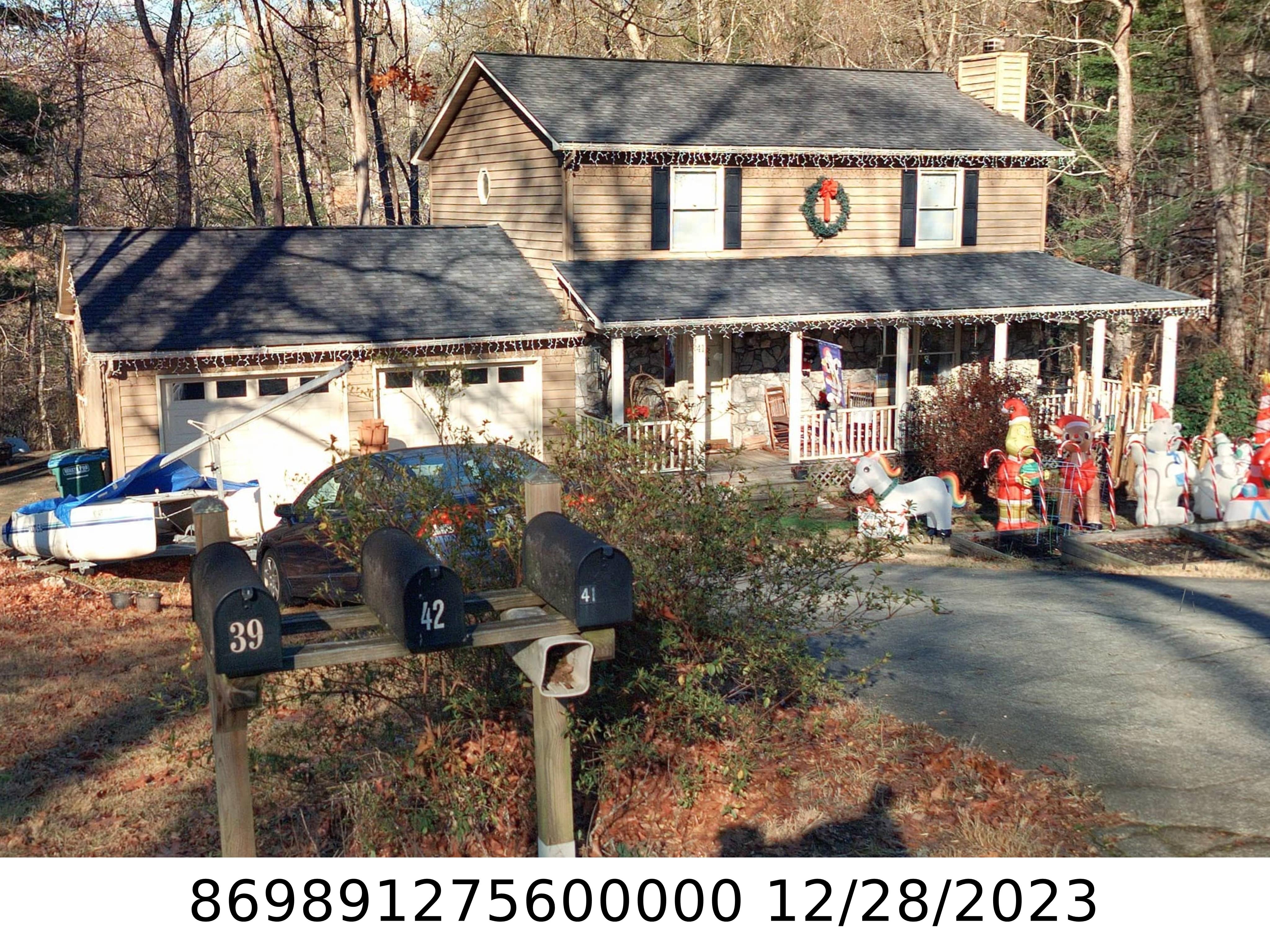 A picture of the property located at 41 TIMOTHY LN, CANDLER NC 28715.