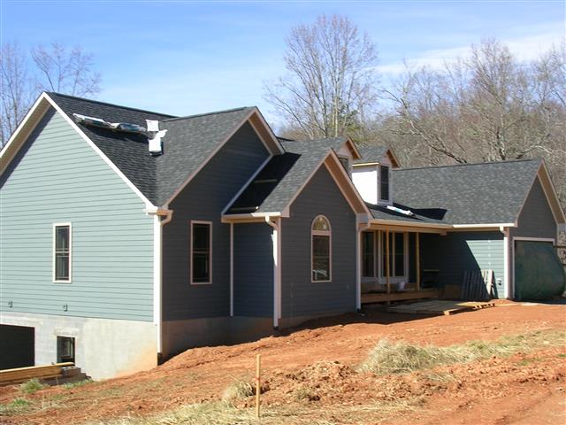 A picture of the property located at 5 TURNING LEAF LN, CANDLER NC 28715.