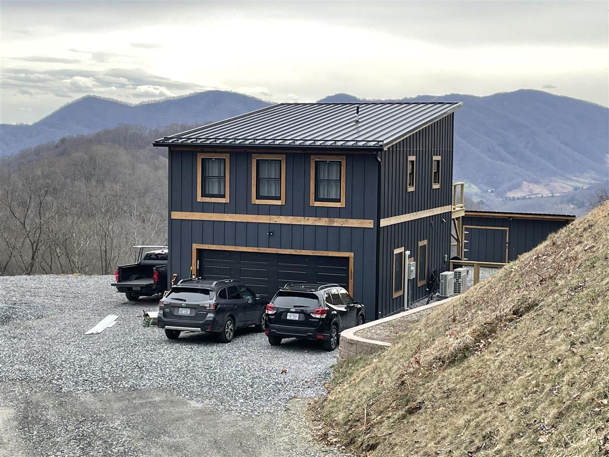 A picture of the property located at 133 CASCADE DR, LEICESTER NC 28748.