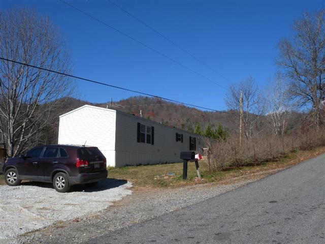 A picture of the property located at 100 CLARKS COVE RD, LEICESTER NC 28748.
