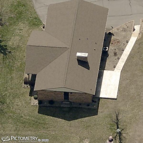 A picture of the property located at 33 SHERMAN LN, LEICESTER NC 28748.