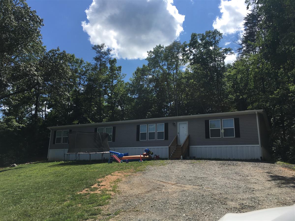 A picture of the property located at 31 WHIPPOORWILL LN, LEICESTER NC 28748.