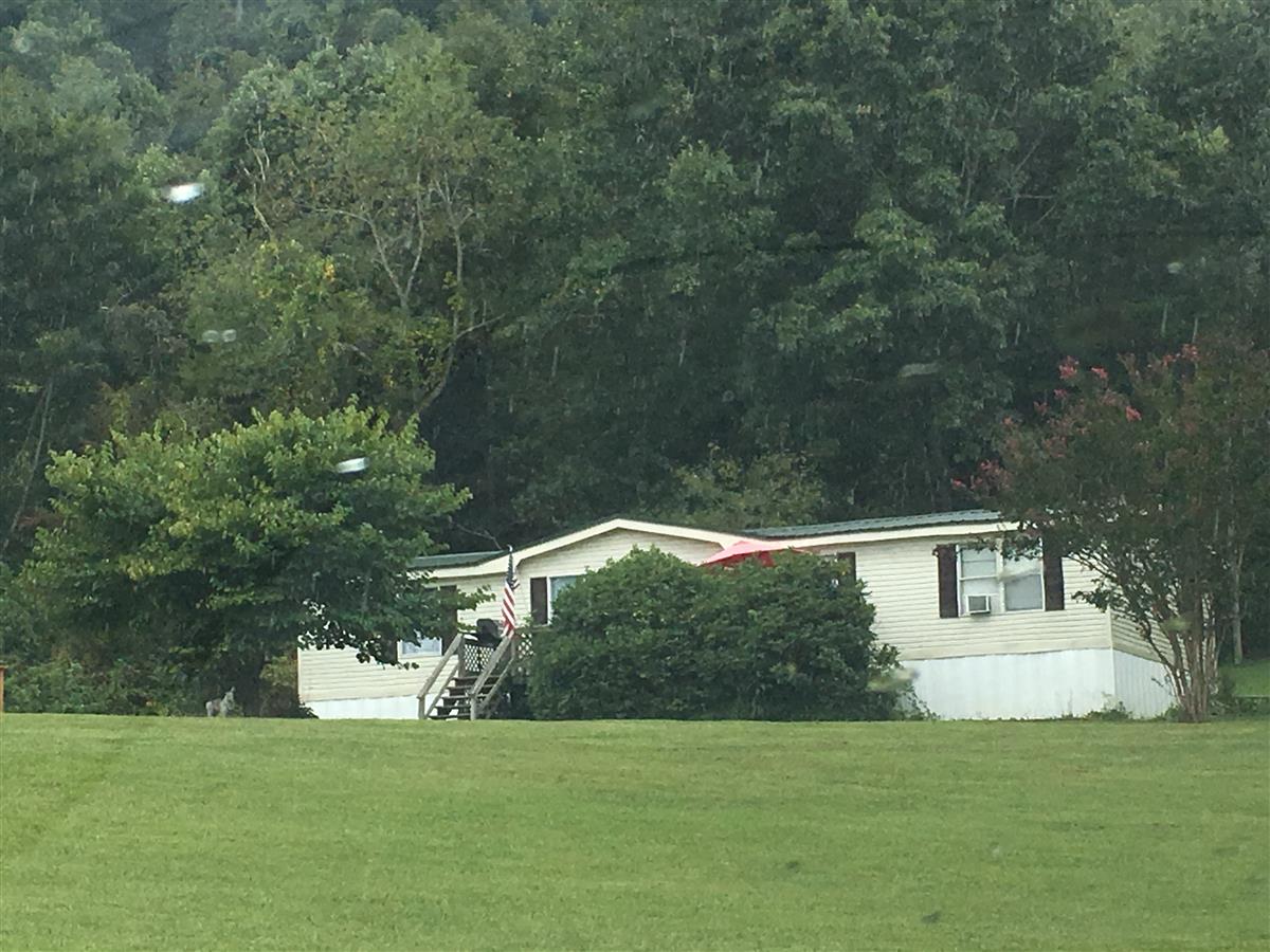 A picture of the property located at 44 HEMLOCK LN, LEICESTER NC 28748.