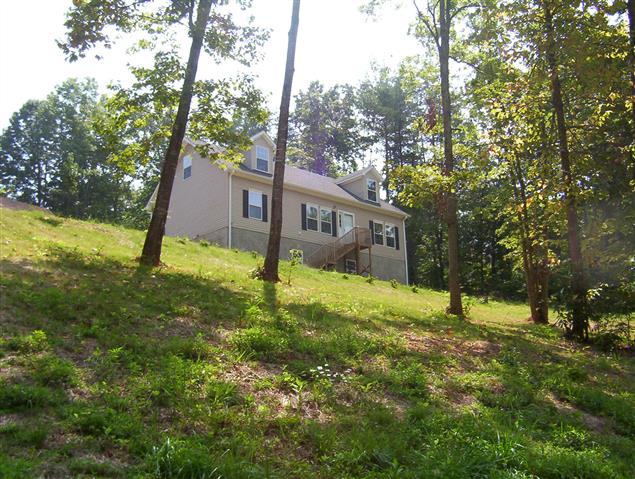 A picture of the property located at 99 INDIAN HILLS DR, LEICESTER NC 28748.