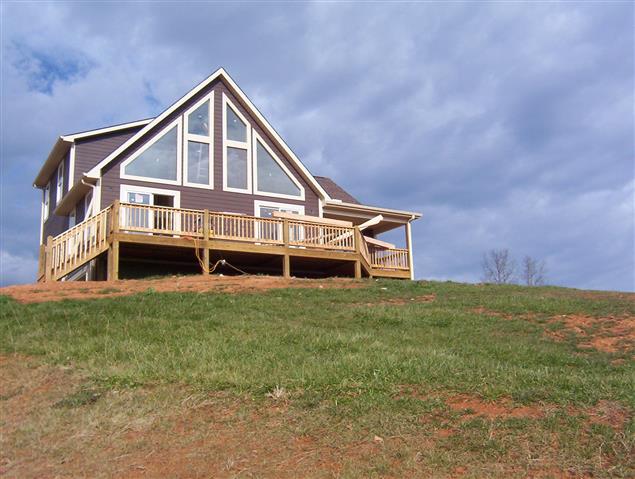 A picture of the property located at 237 REILLY DR, LEICESTER NC 28748.