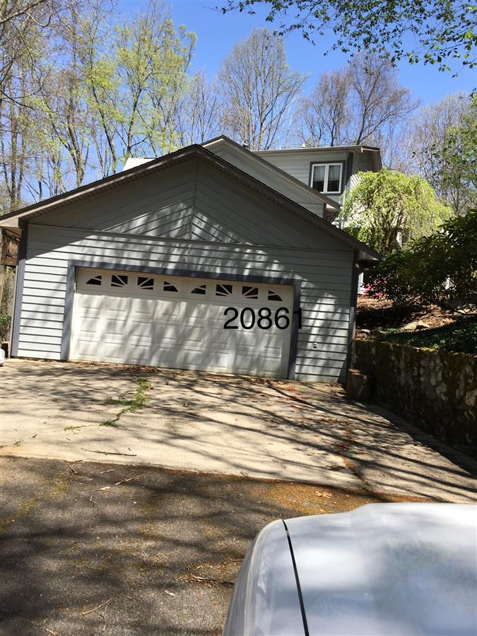 A picture of the property located at 113 SHADY LN, LEICESTER NC 28748.
