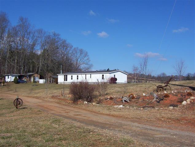 A picture of the property located at 355 KNOLL TOP LN UNINCORPORATED.