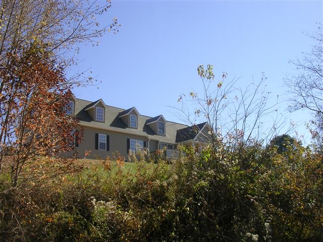 A picture of the property located at 5 WATSELL DR, LEICESTER NC 28748.