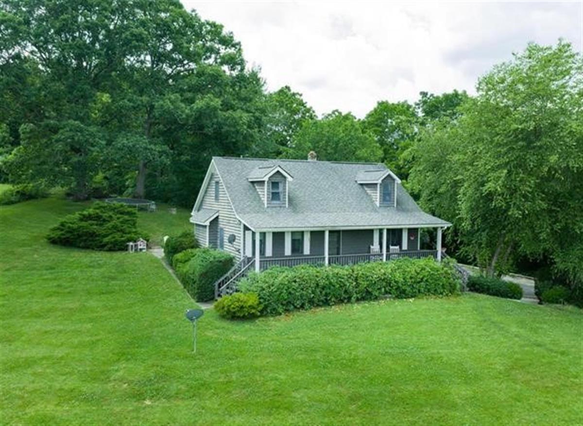 A picture of the property located at 20 HIGHCREST DR, LEICESTER NC 28748.