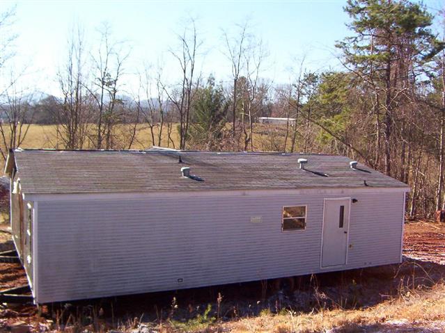 A picture of the property located at 19 HARKINS LN, MARSHALL NC 28753.