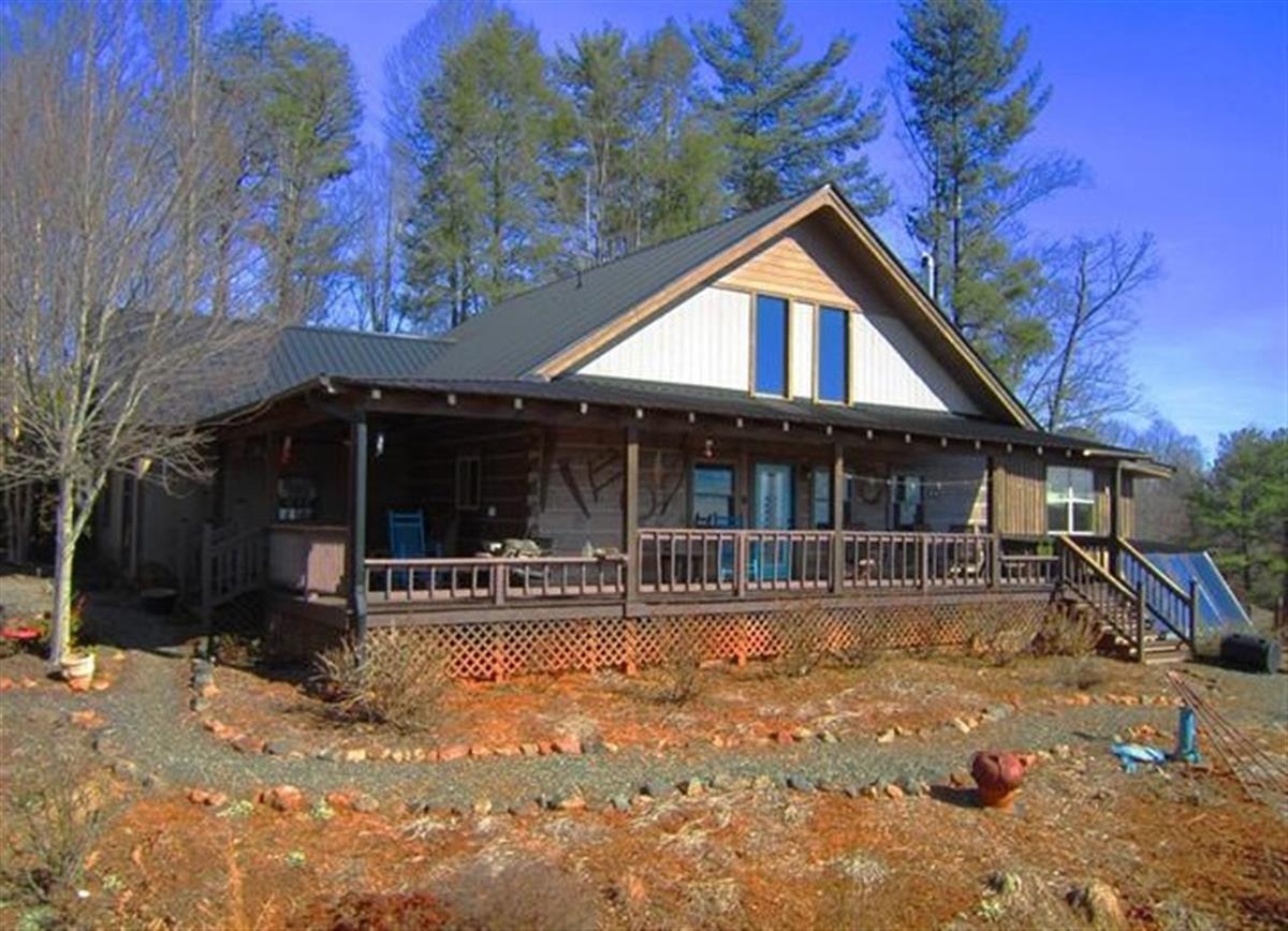 A picture of the property located at 38 GENE LAMB LN, MARSHALL NC 28753.
