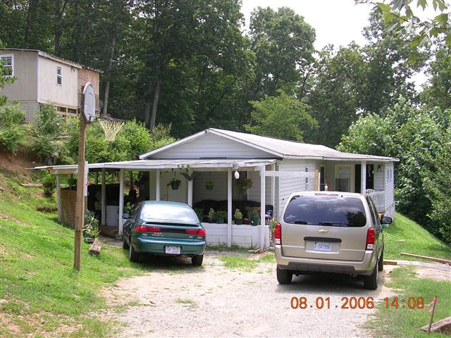 A picture of the property located at 149 BEAVER CREEK CIR, CANDLER NC 28715.