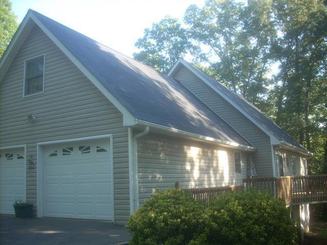 A picture of the property located at 120 COURTNEY LN, CANDLER NC 28715.