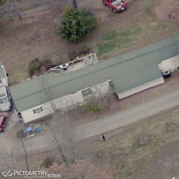 A picture of the property located at 142 BEAVER CREEK CIR, CANDLER NC 28715.