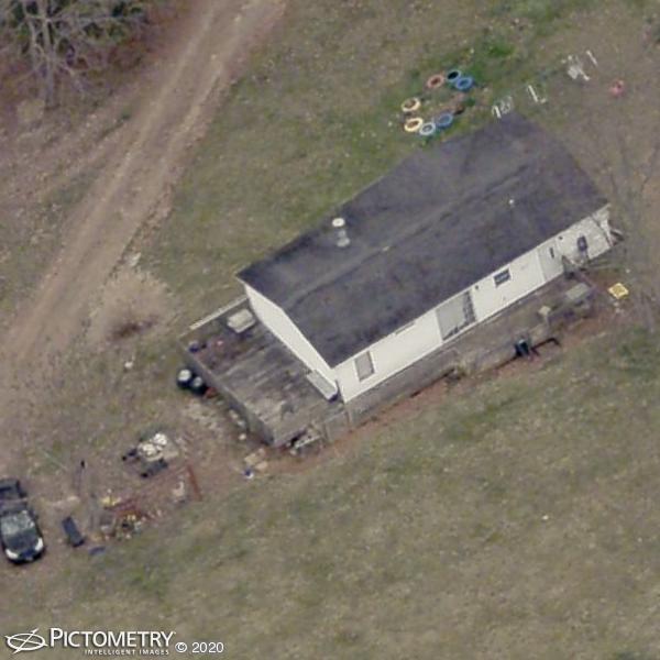 A picture of the property located at 165 BEAVER CREEK CIR, CANDLER NC 28715.
